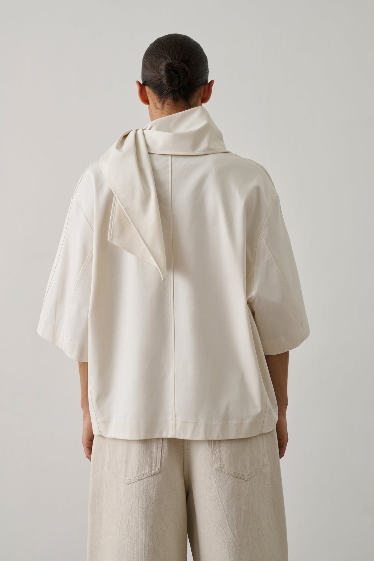 Tee-shirt avec écharpe en coton