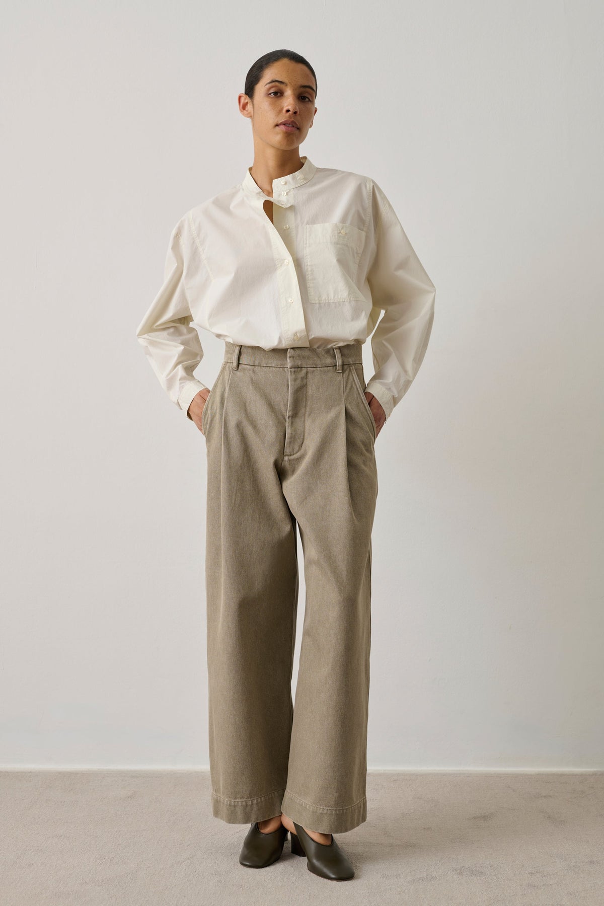 Pantalon à pinces en coton