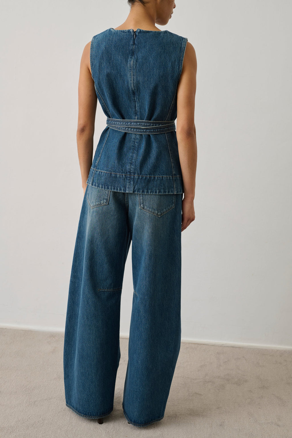 Top sans manches en denim
