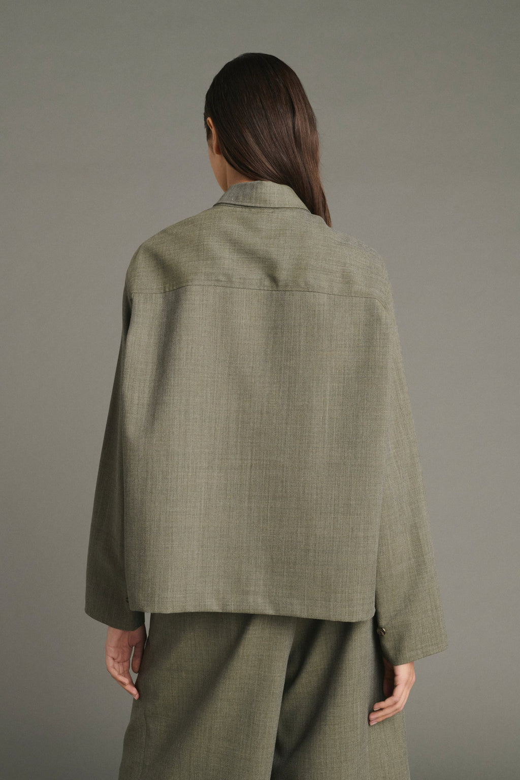 Chemise zippée en toile de laine légère