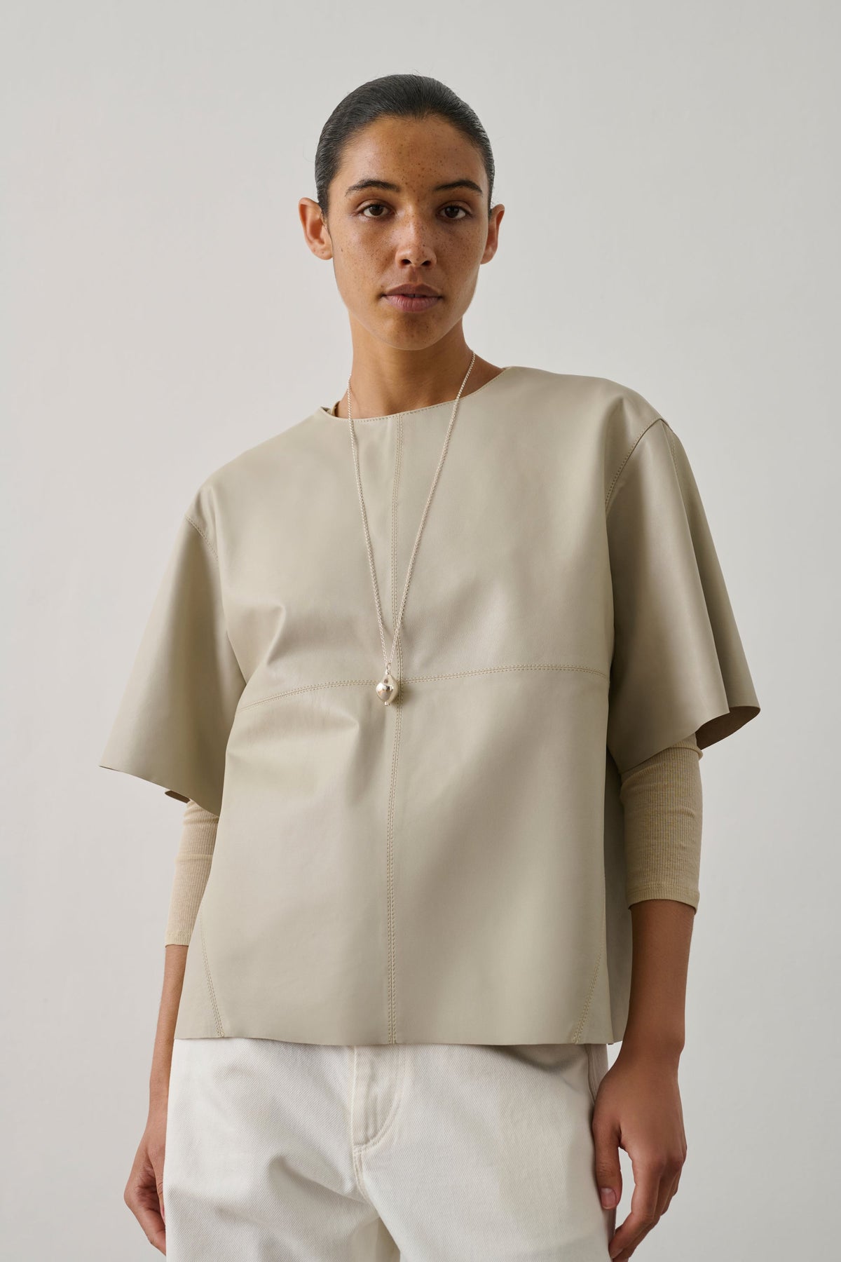Blouse en cuir d'agneau