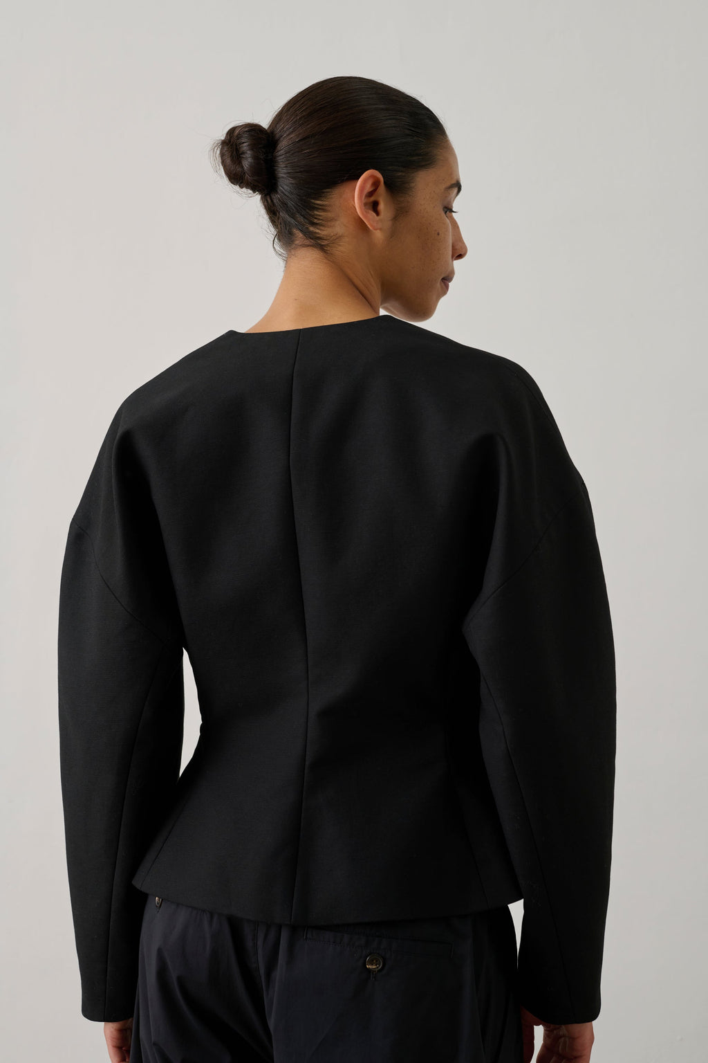 Veste courte en coton et lin