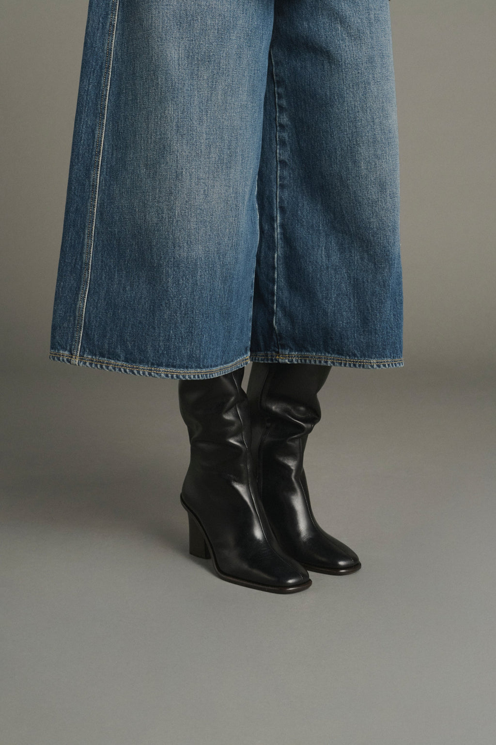 Bottes à couture centrale en cuir