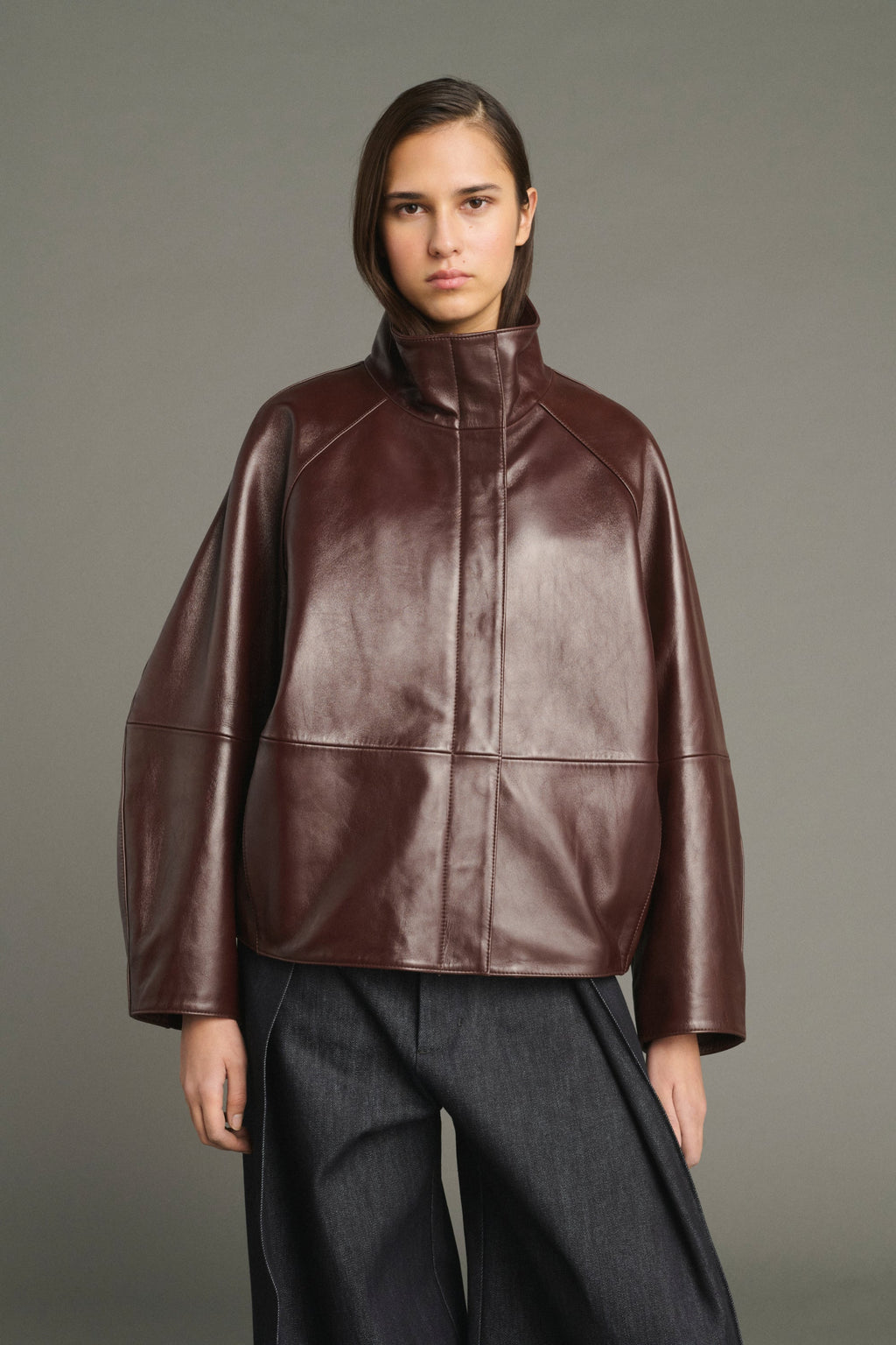 Blouson raglan en cuir glacé