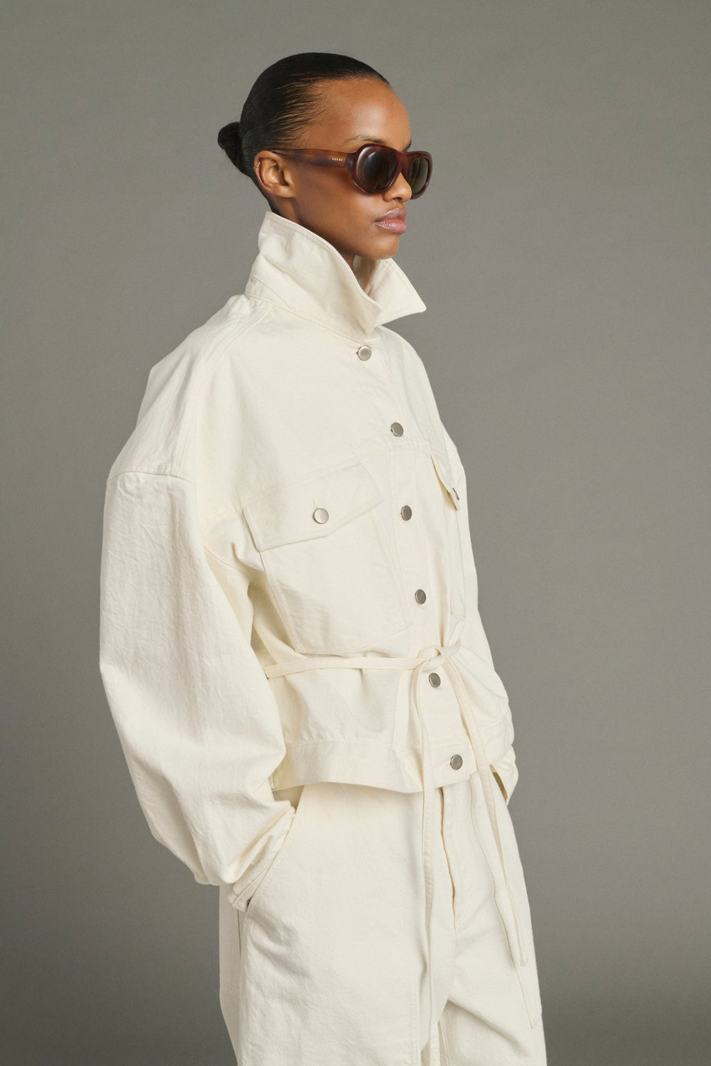 Blouson en denim ceinturé