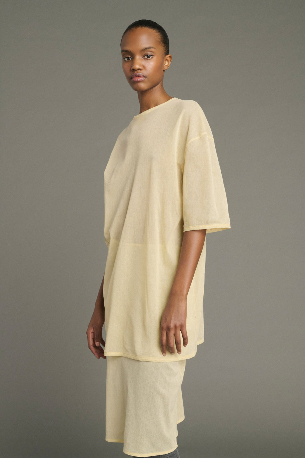 Tee-shirt en résille de coton semi-transparente