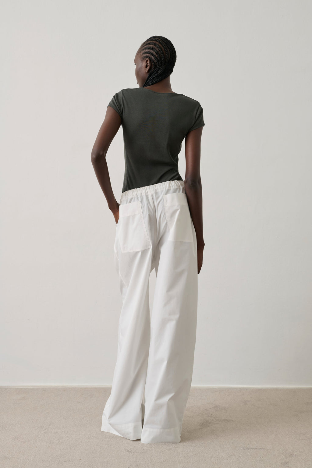 Pantalon léger à cordons en popeline glacée