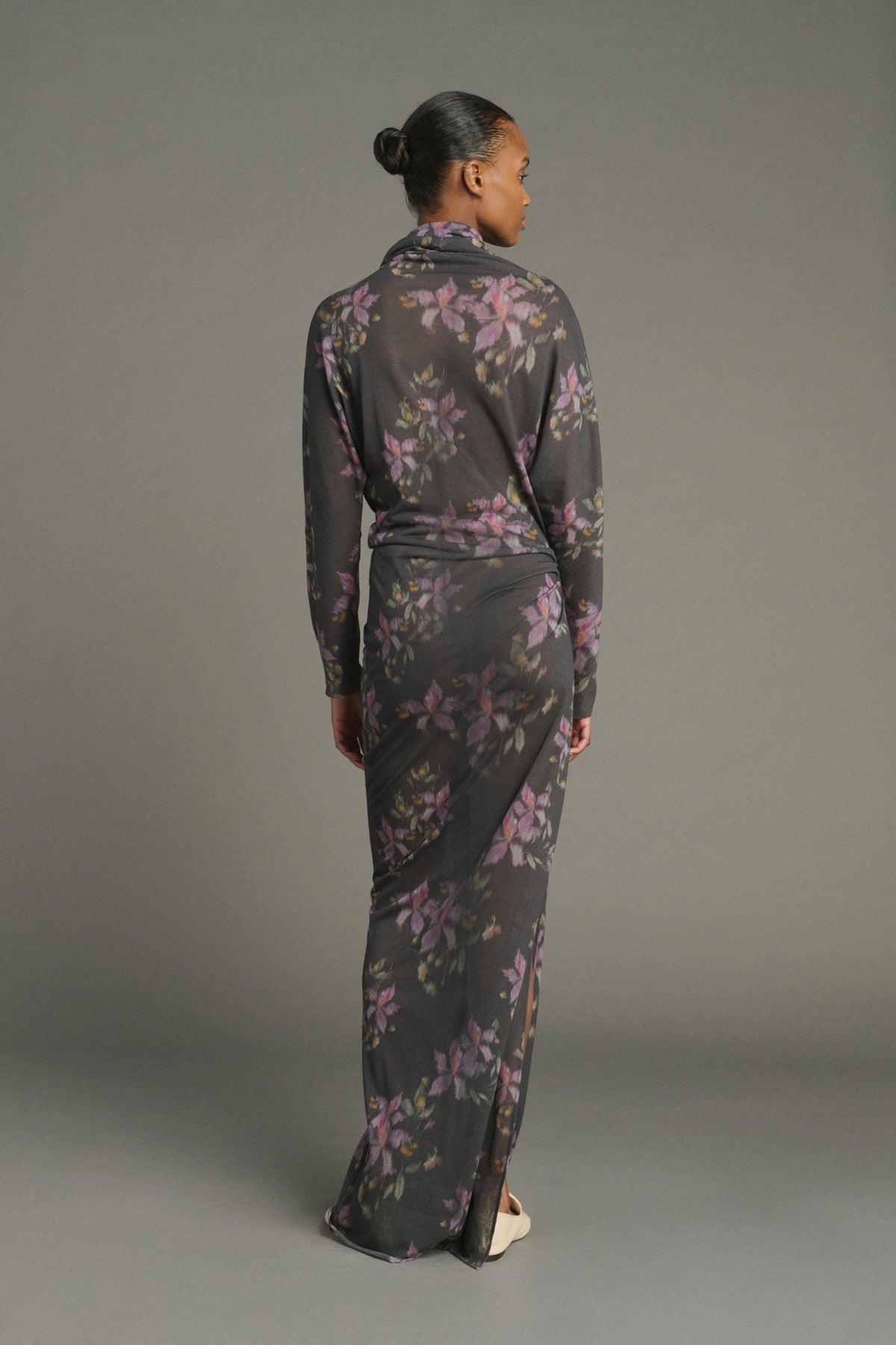 Robe longue drapée en jersey crêpe