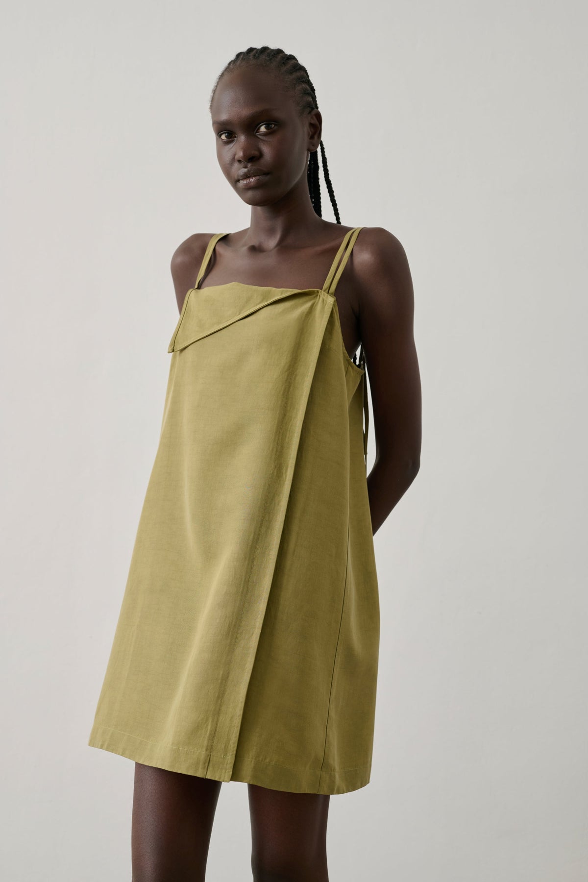 Robe courte en lin