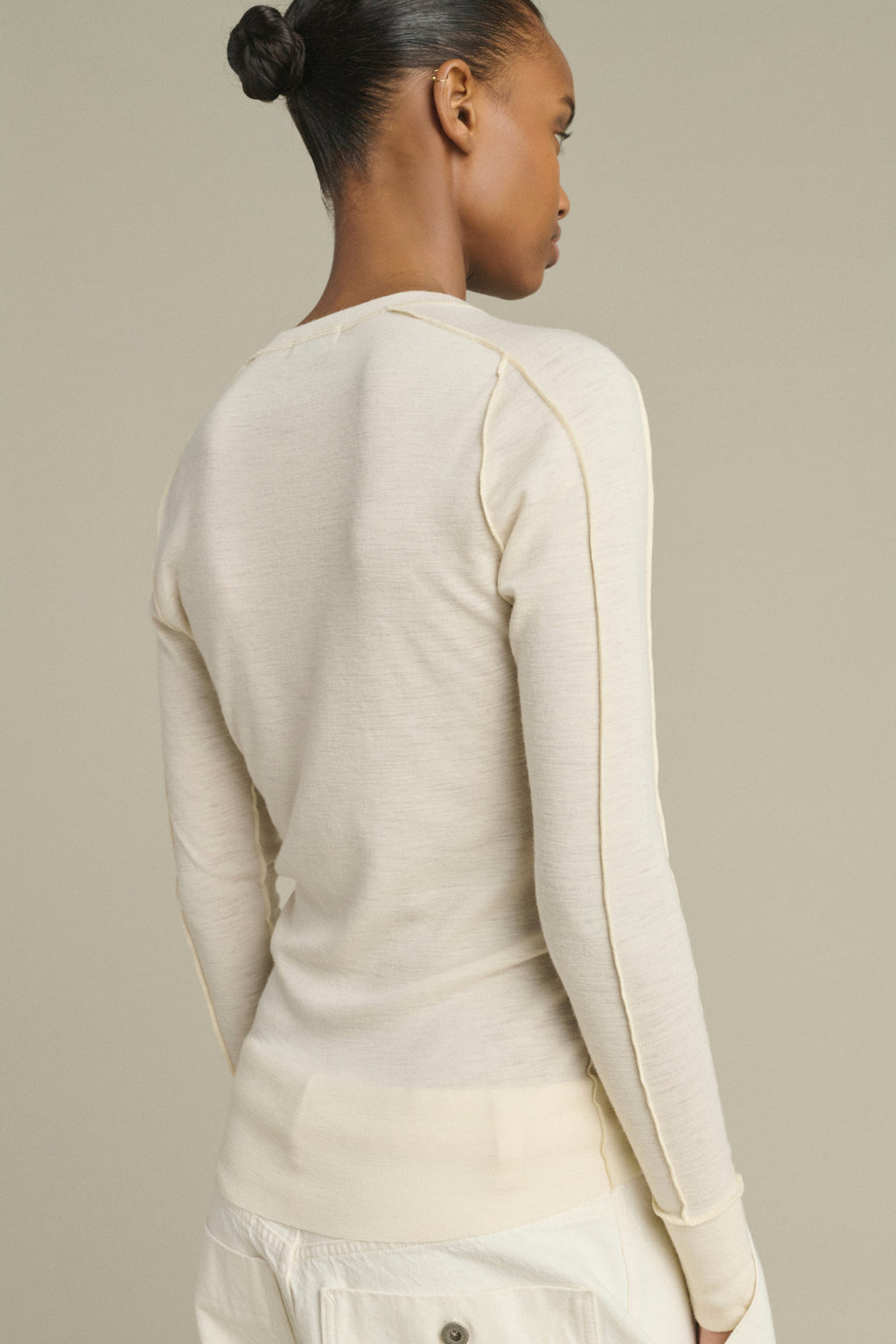 Tee-shirt Henley à coutures apparentes en laine flammée