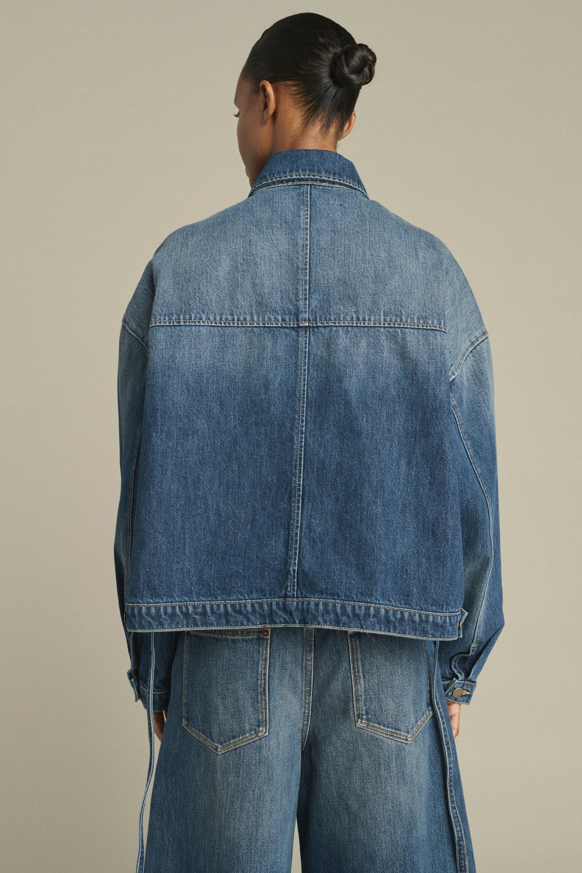 Blouson en denim ceinturé