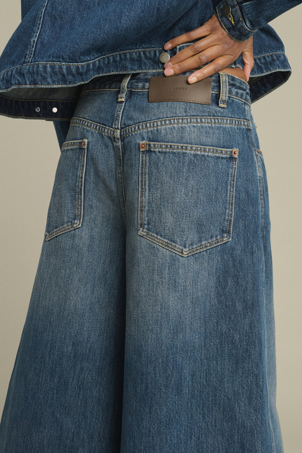 Jupe-culotte en denim délavé