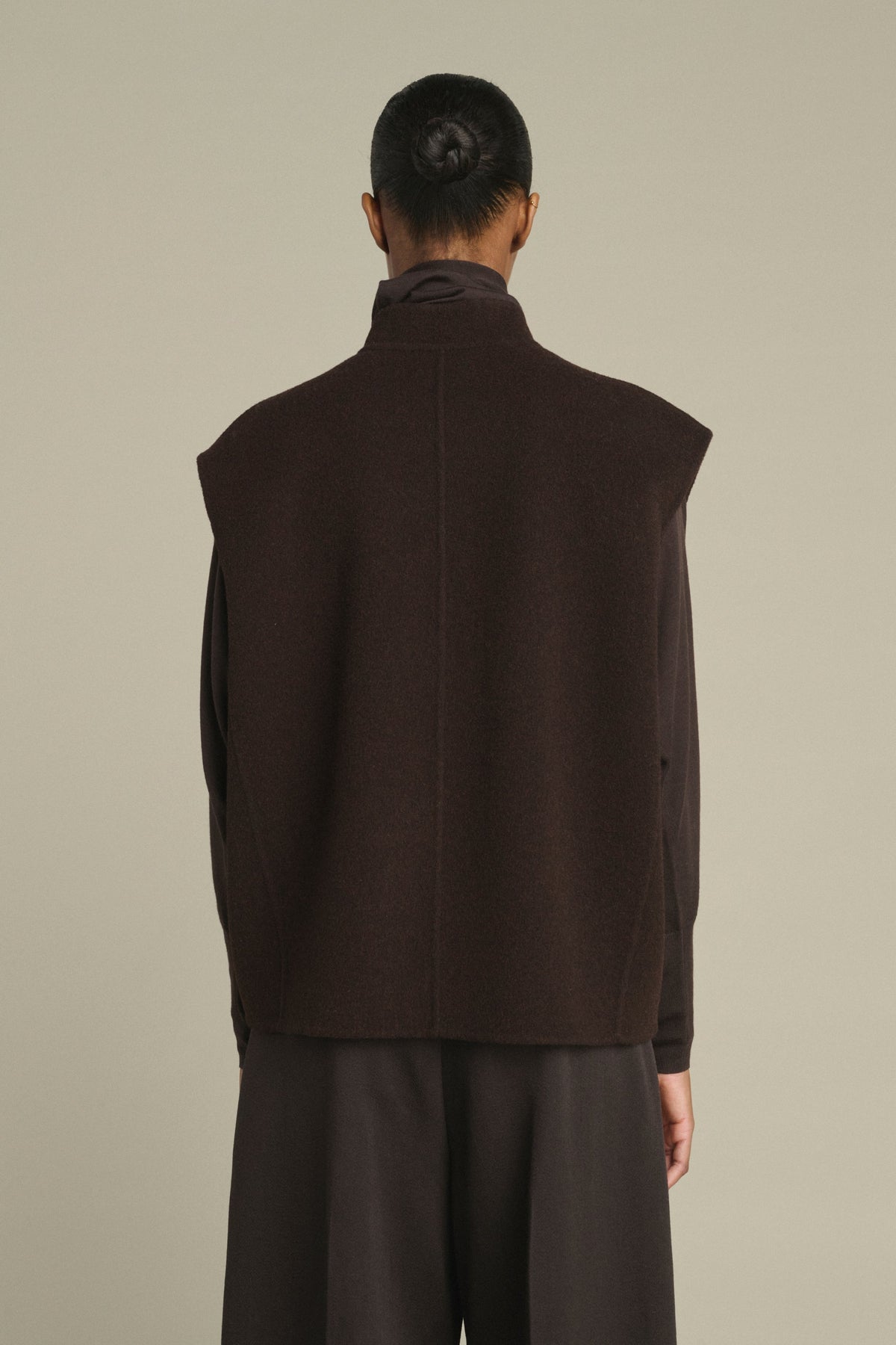 Veste boxy sans manches en laine double face