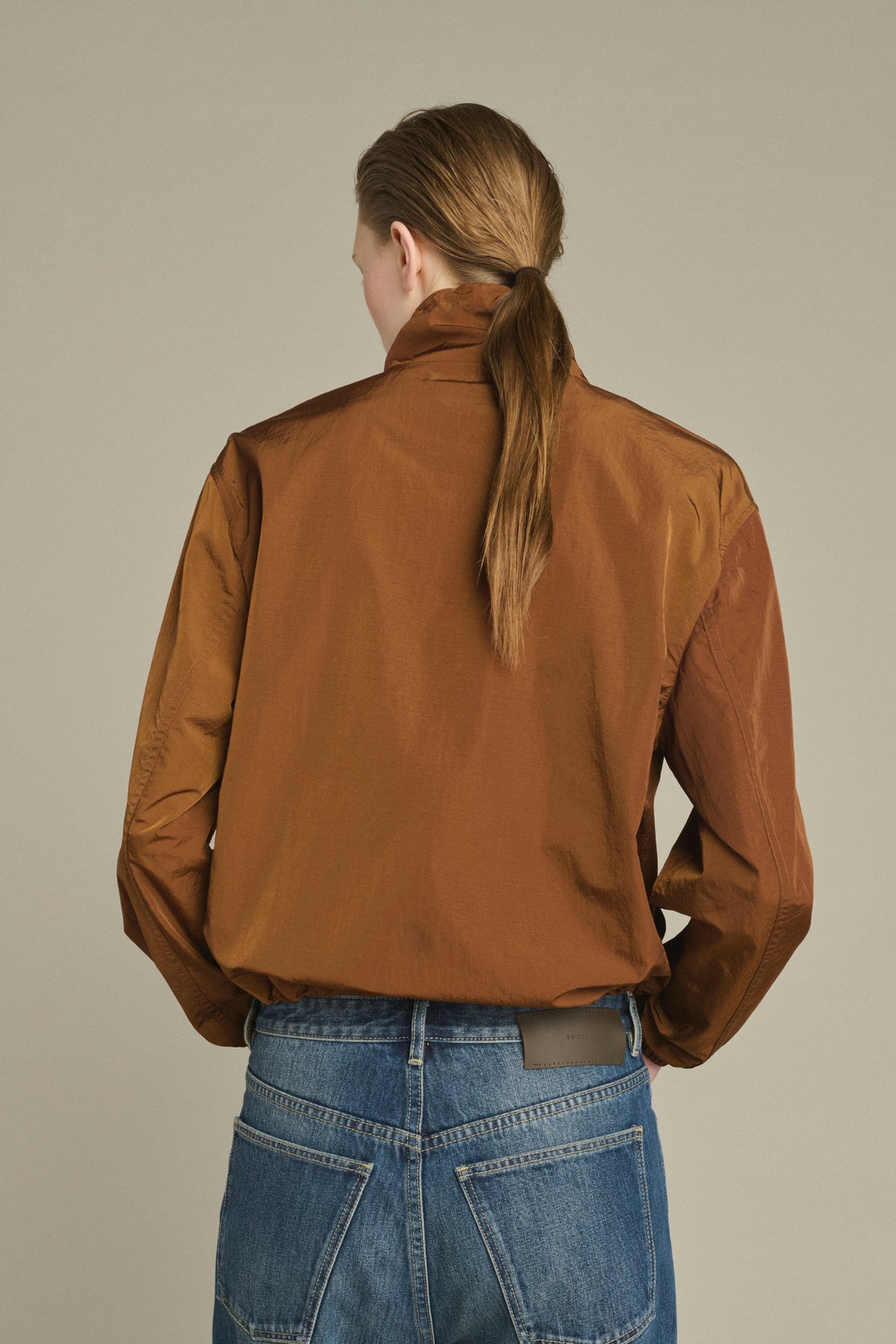 Blouson zippé en toile technique