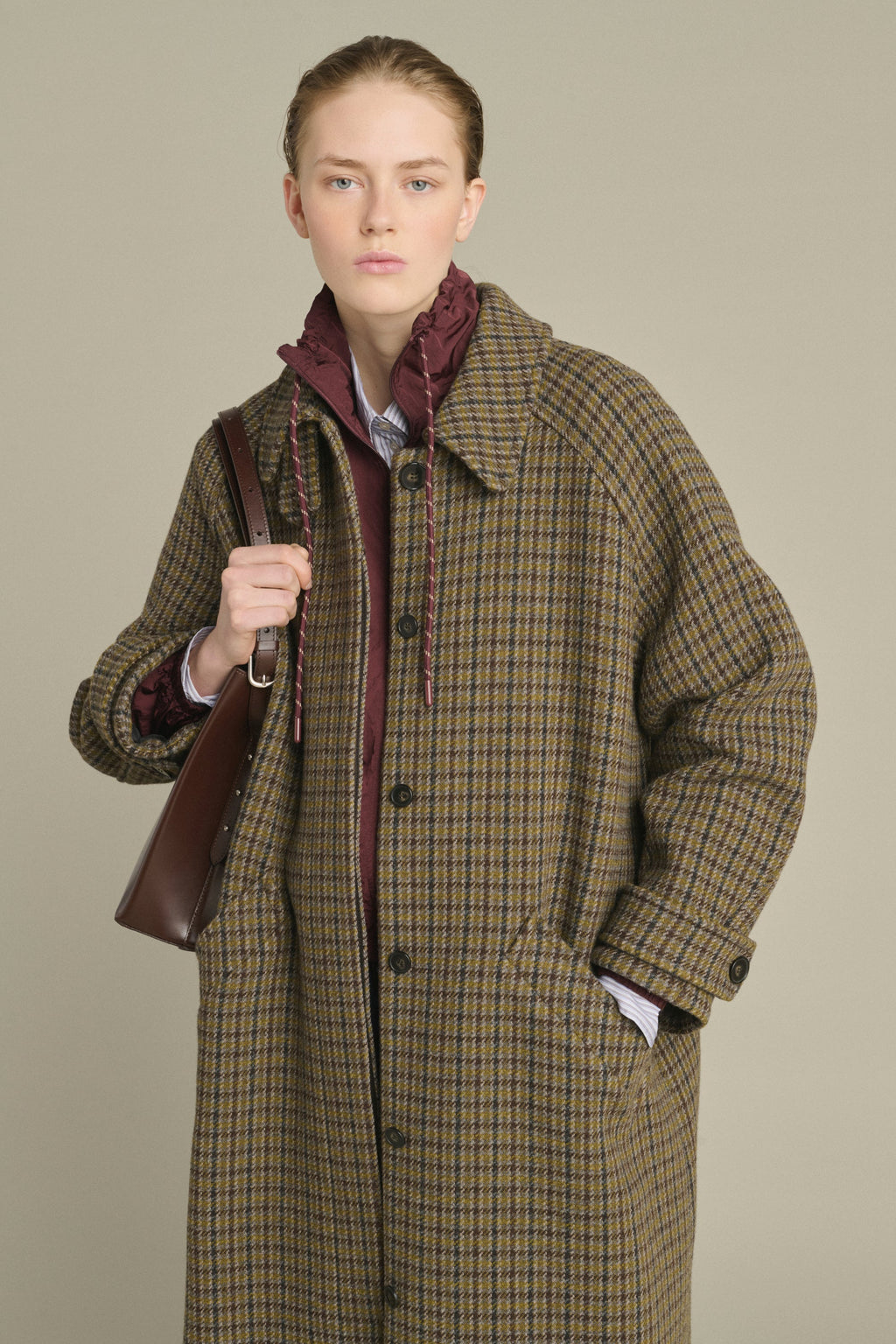Manteau raglan en laine pied-de-poule