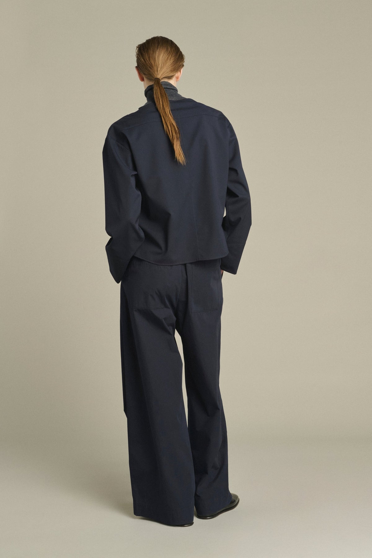 Blouse marine à double poches