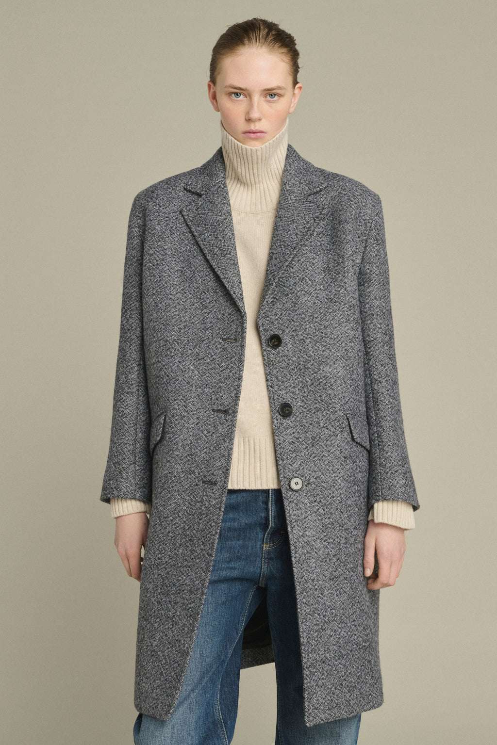 Manteau tailleur en laine mouchetée