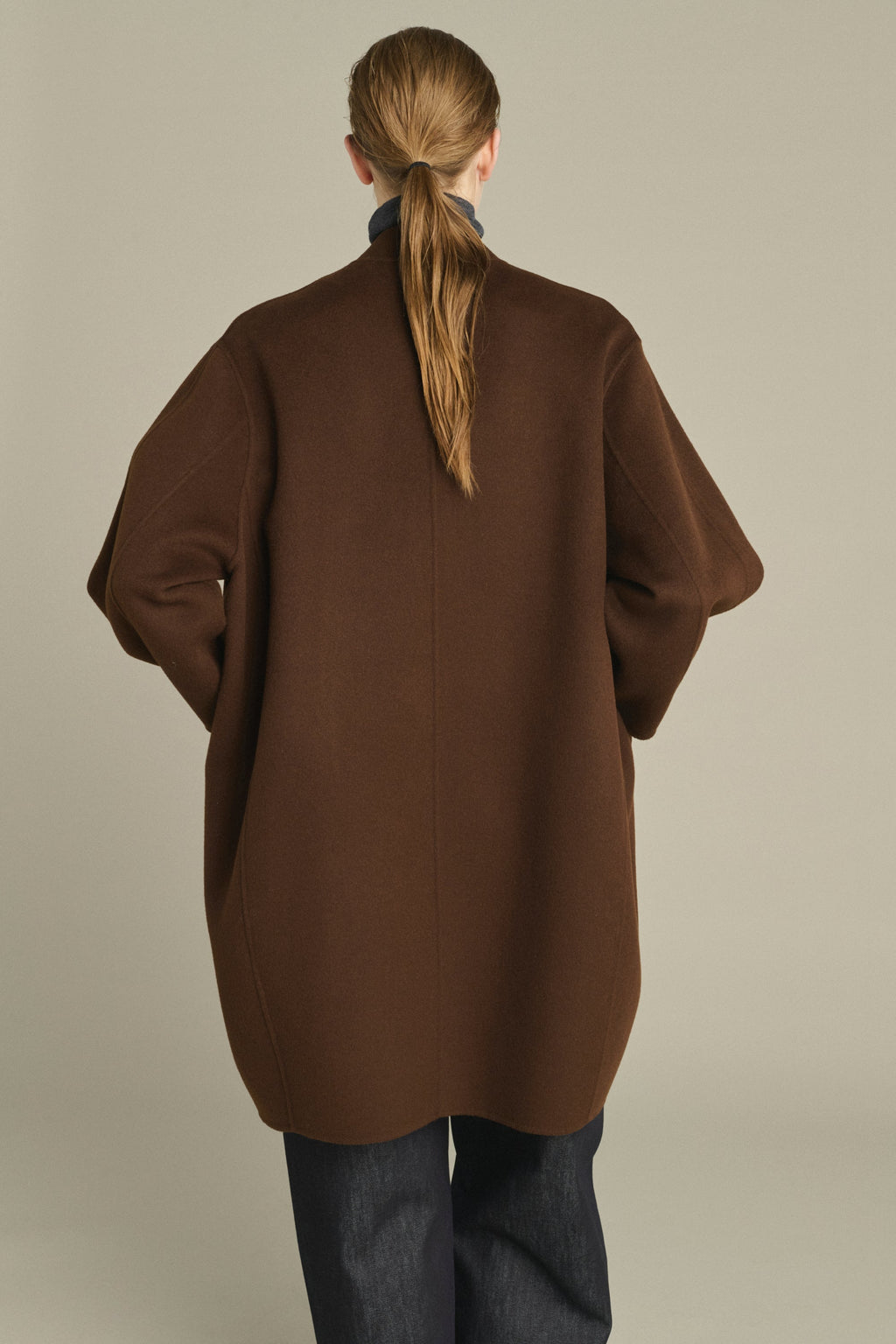 Manteau rond en laine double face