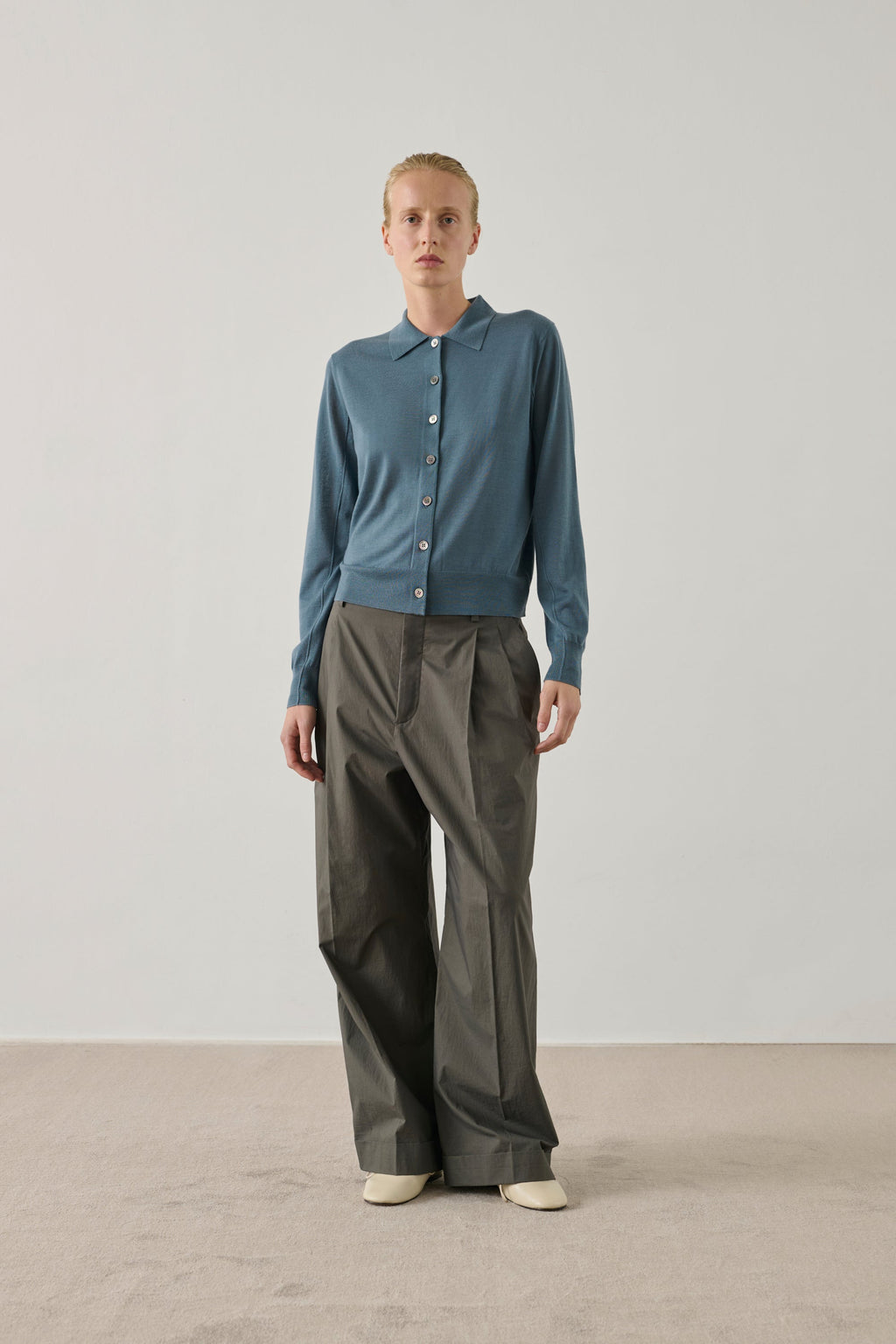 Cardigan à col polo en laine mérinos