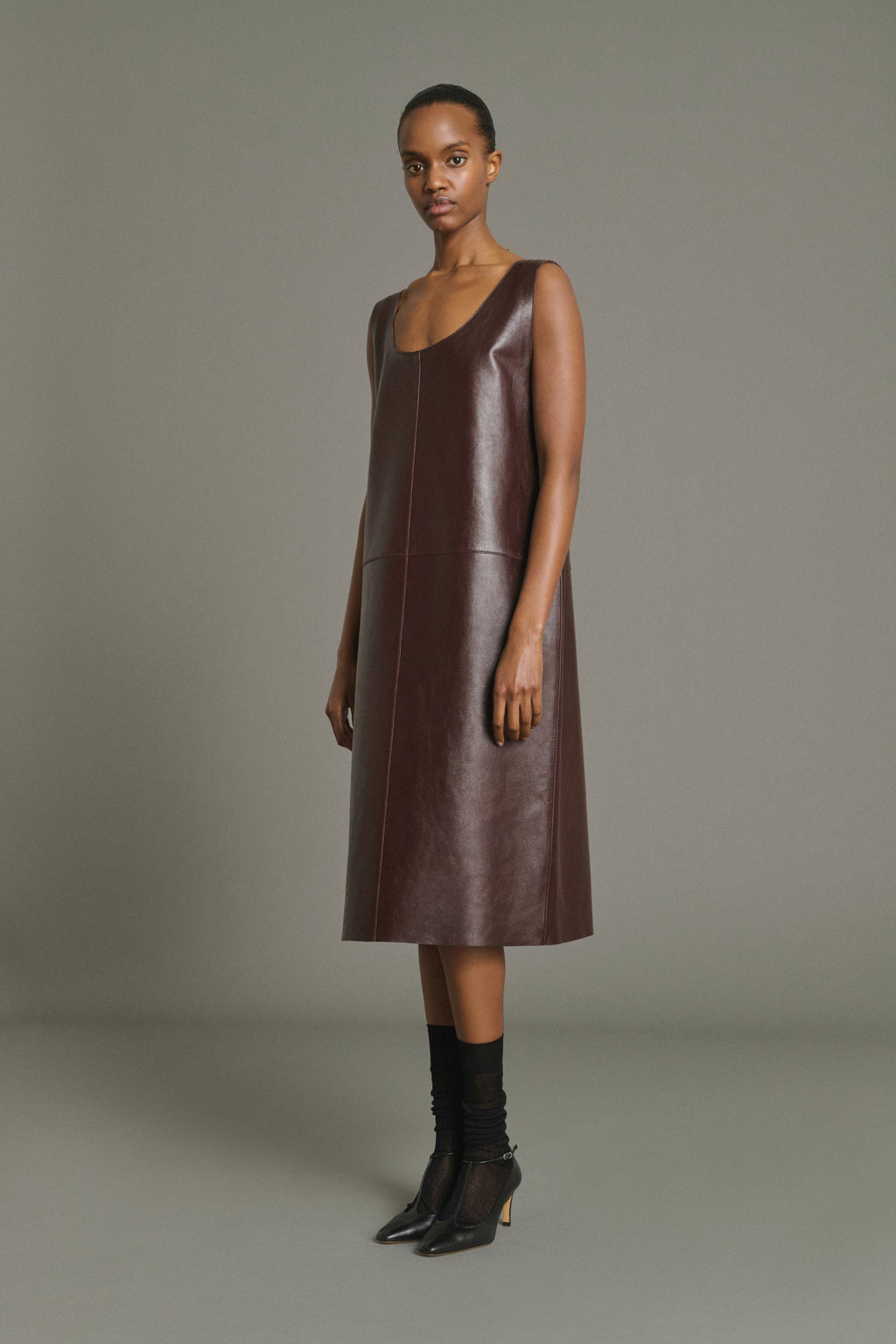 Robe débardeur oversize en cuir glacé