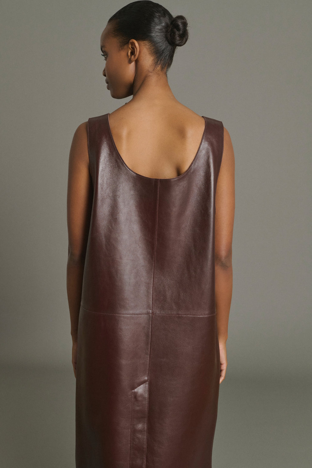 Robe débardeur oversize en cuir glacé