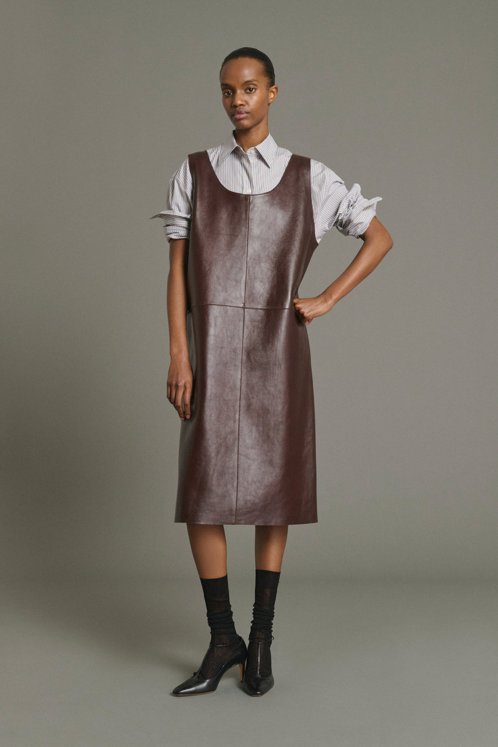 Robe débardeur oversize en cuir glacé