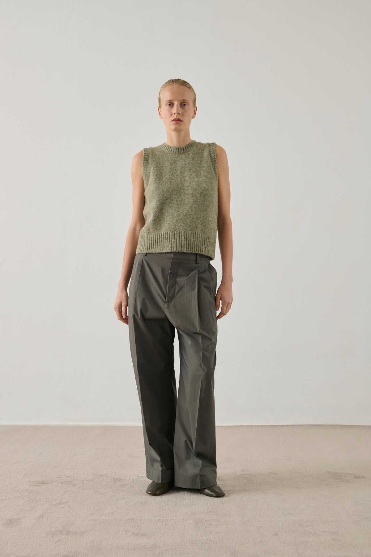 Pantalon à pinces en popeline