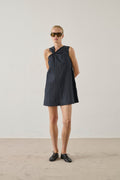 Robe courte en twill de coton plissé