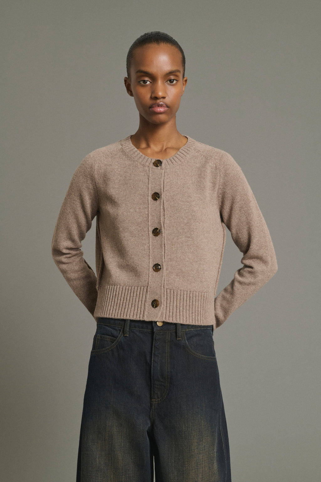 Cardigan boutonné en laine