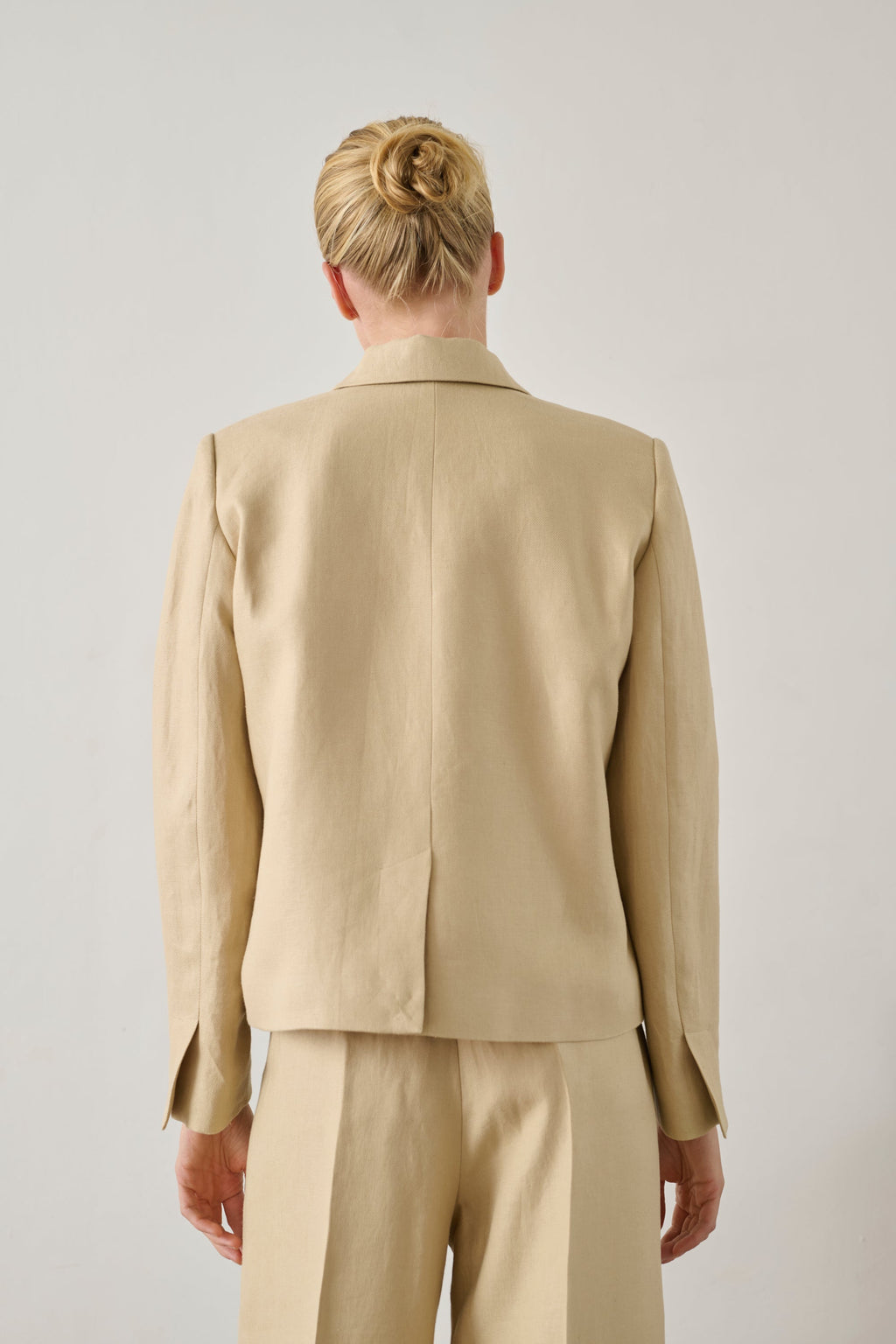 Veste cintrée en twill de lin