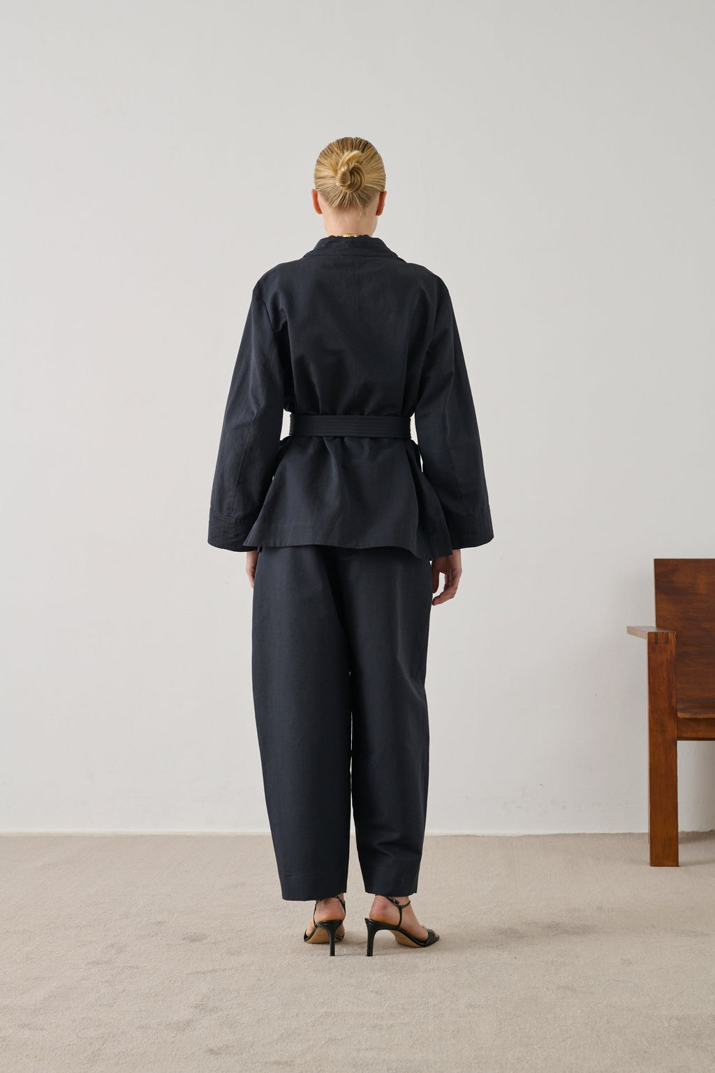 Veste kimono ceinturée en coton et lin