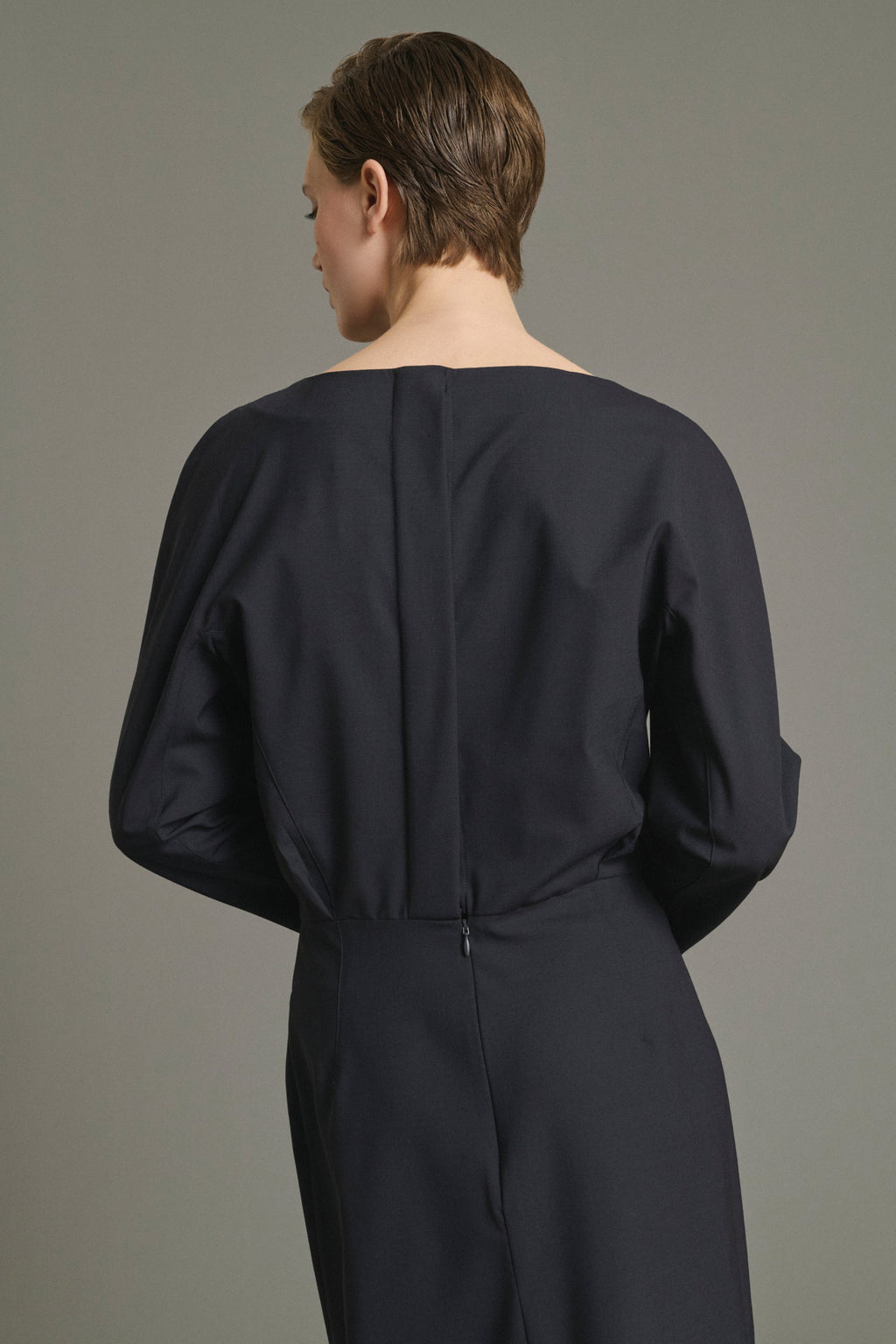 Robe tailleur en toile de laine