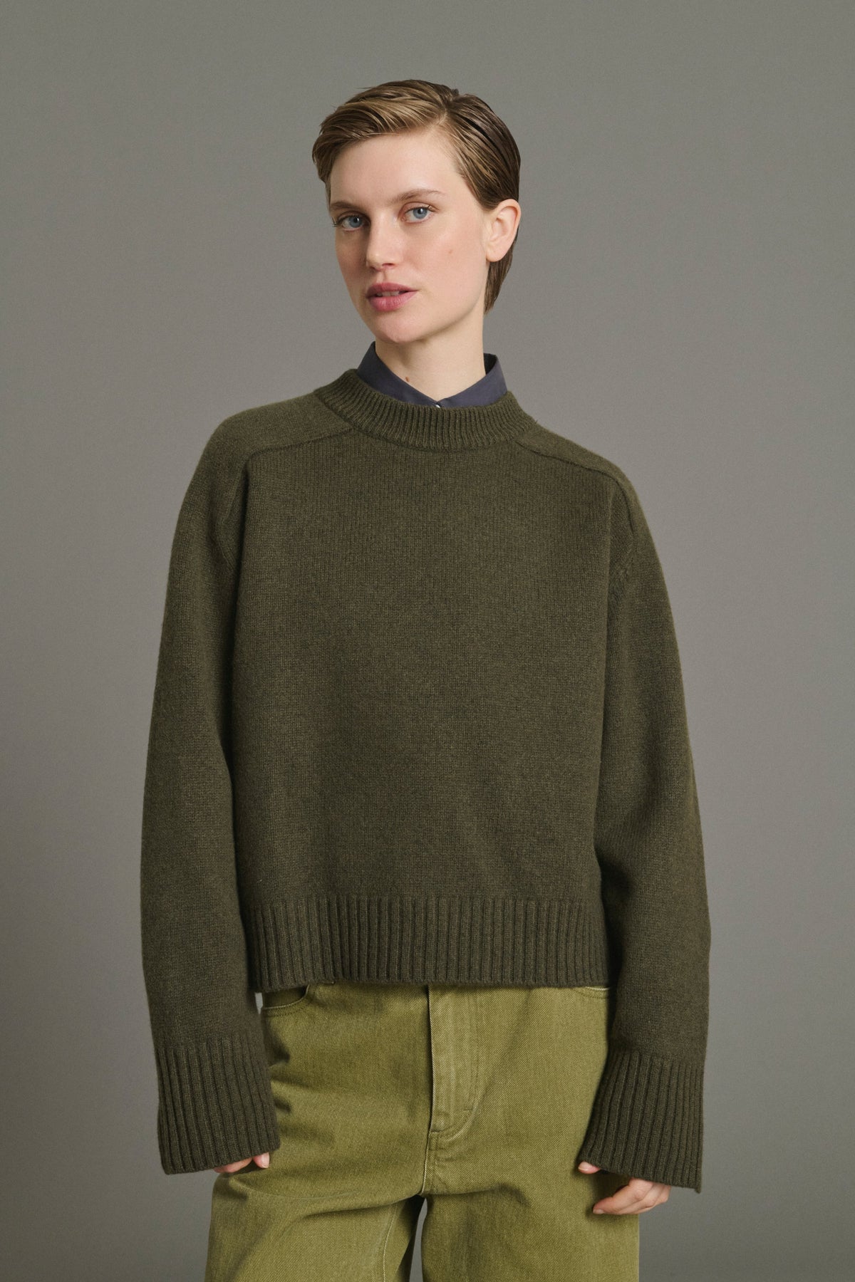 Pull boxy à poignets fendus
