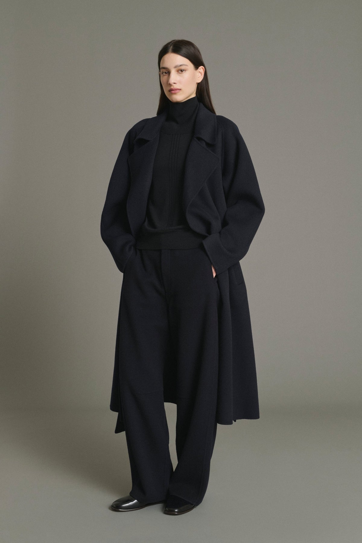 Manteau enveloppant en cachemire double face