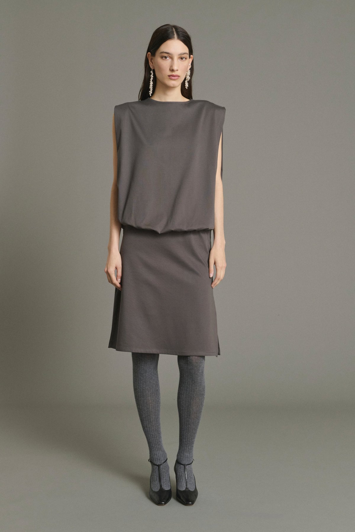 Robe taille basse en jersey satiné