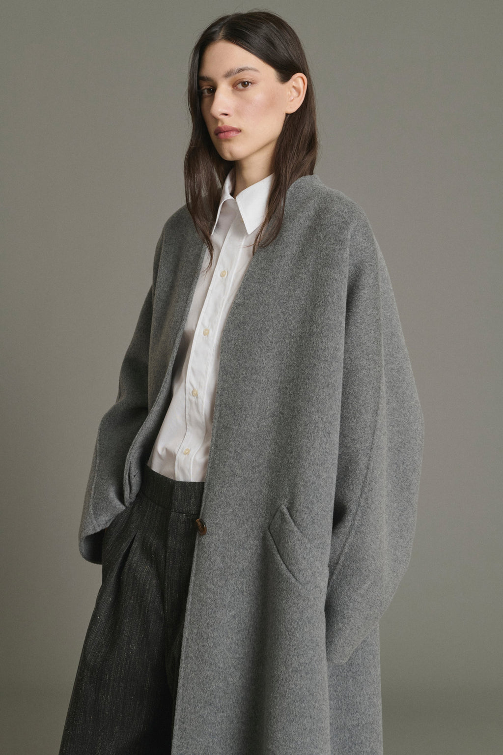 Manteau oversize sans col en laine double face