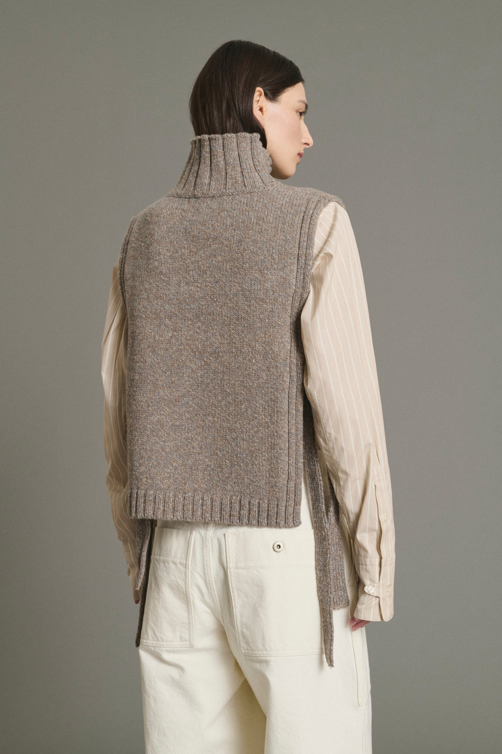 Plastron à col roulé en laine compacte