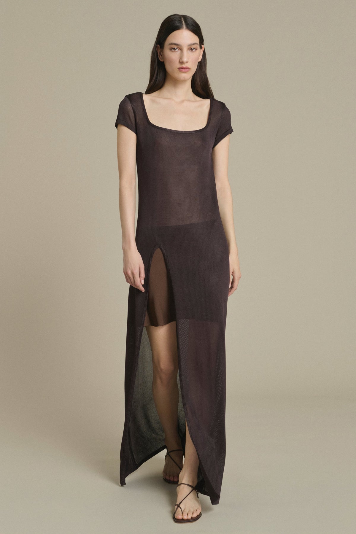 Robe longue fendue