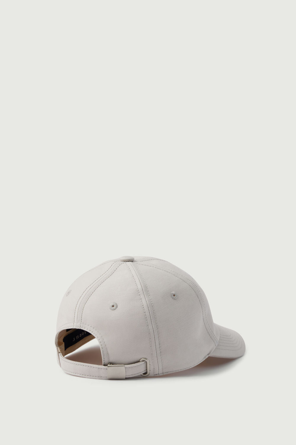 Casquette en chevron