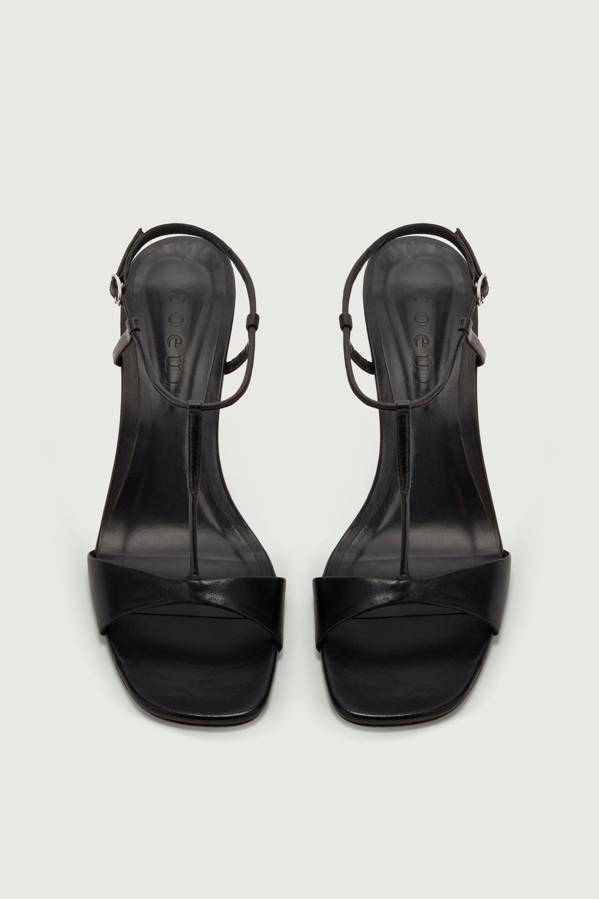 Sandales à talon en cuir lisse