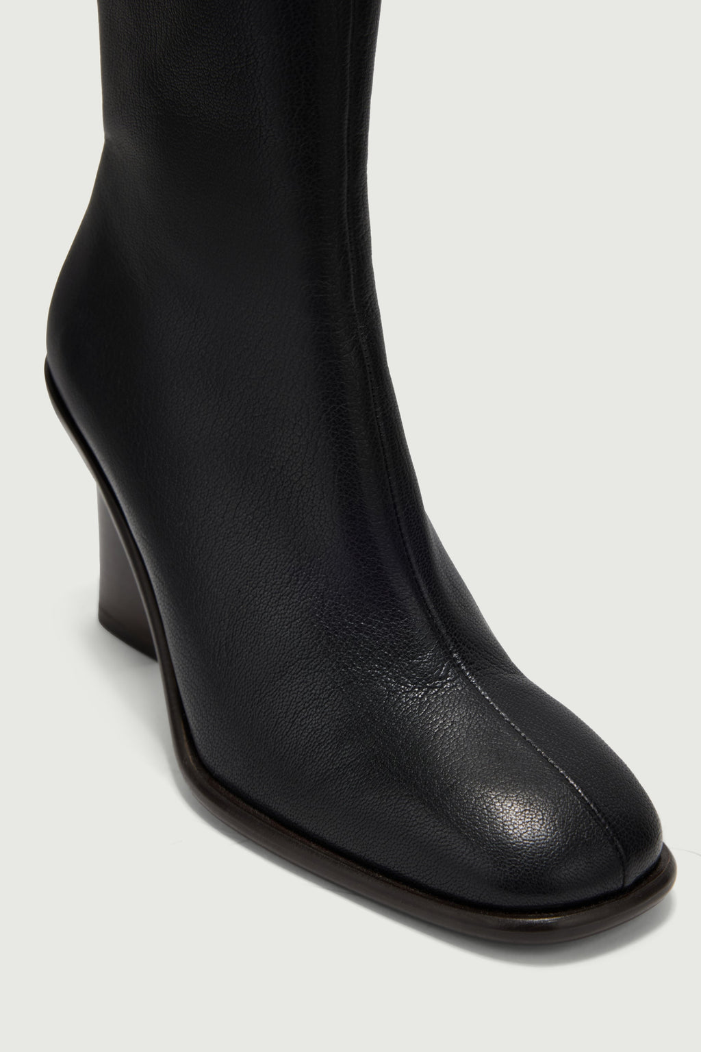 Bottines à couture centrale en cuir grainé