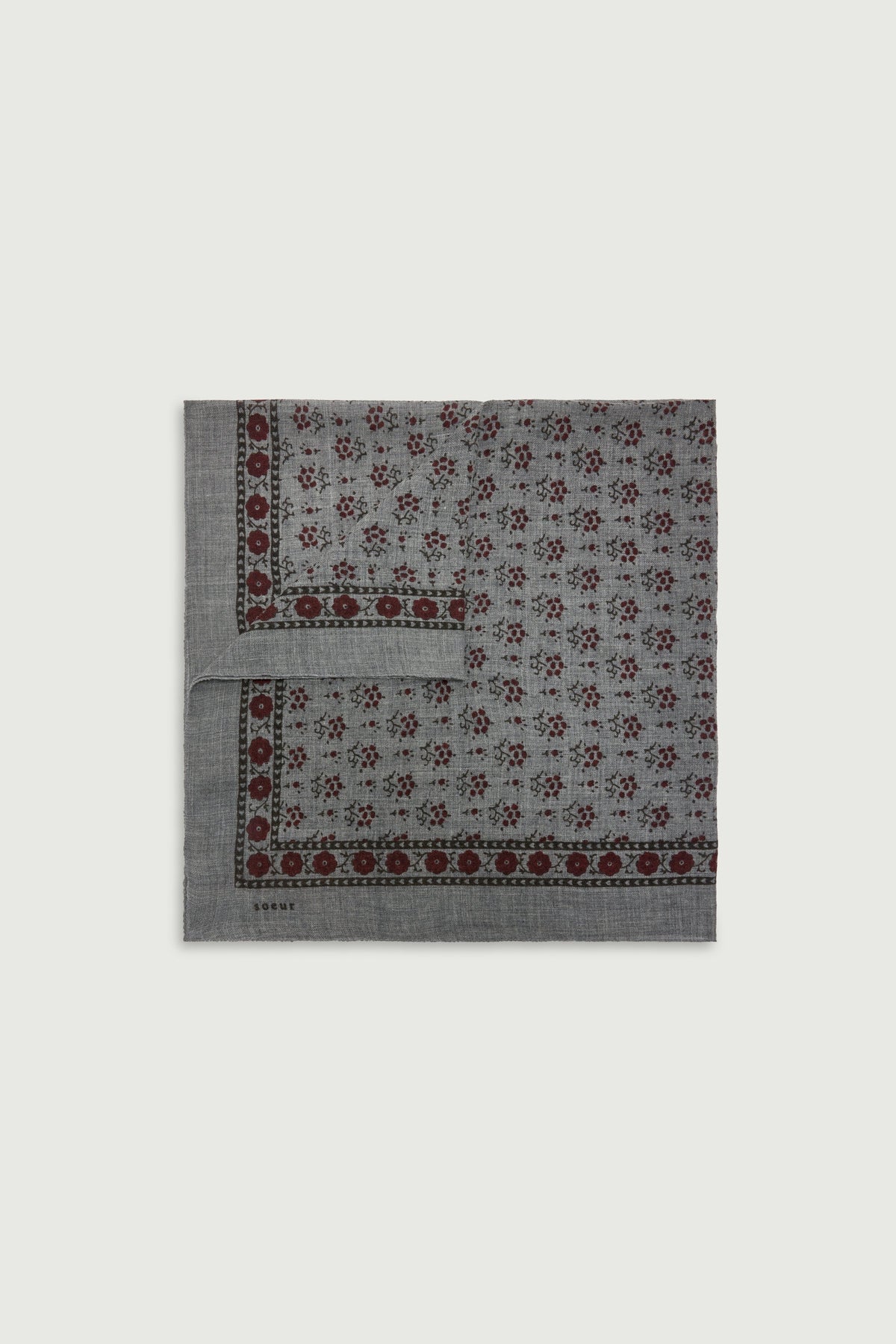 Foulard imprimé en twill de laine