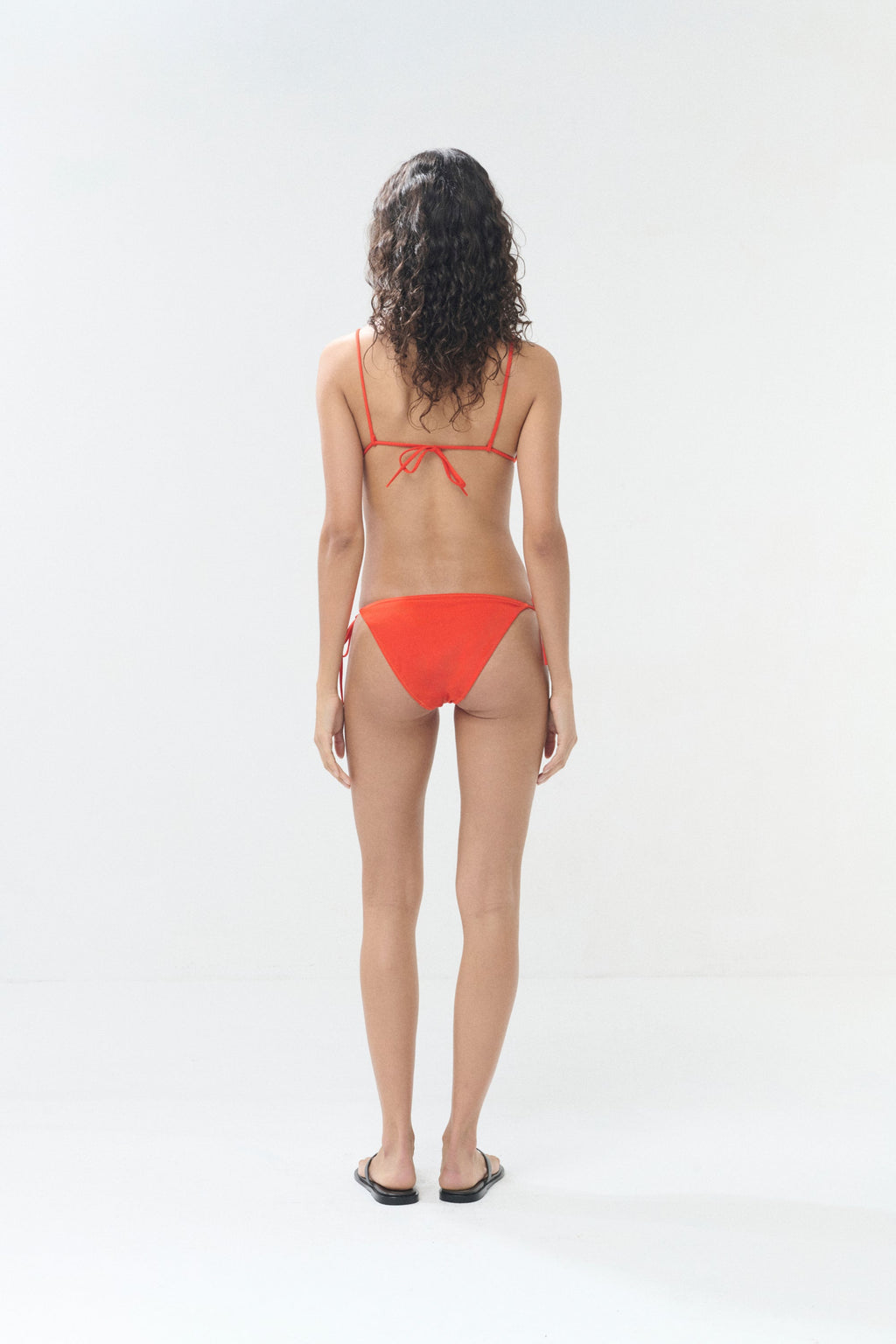 Bikini forme triangle