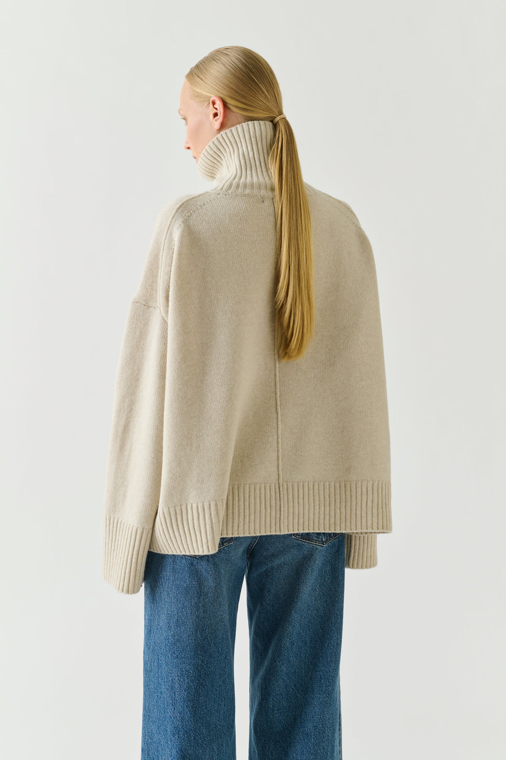 Col roulé oversize