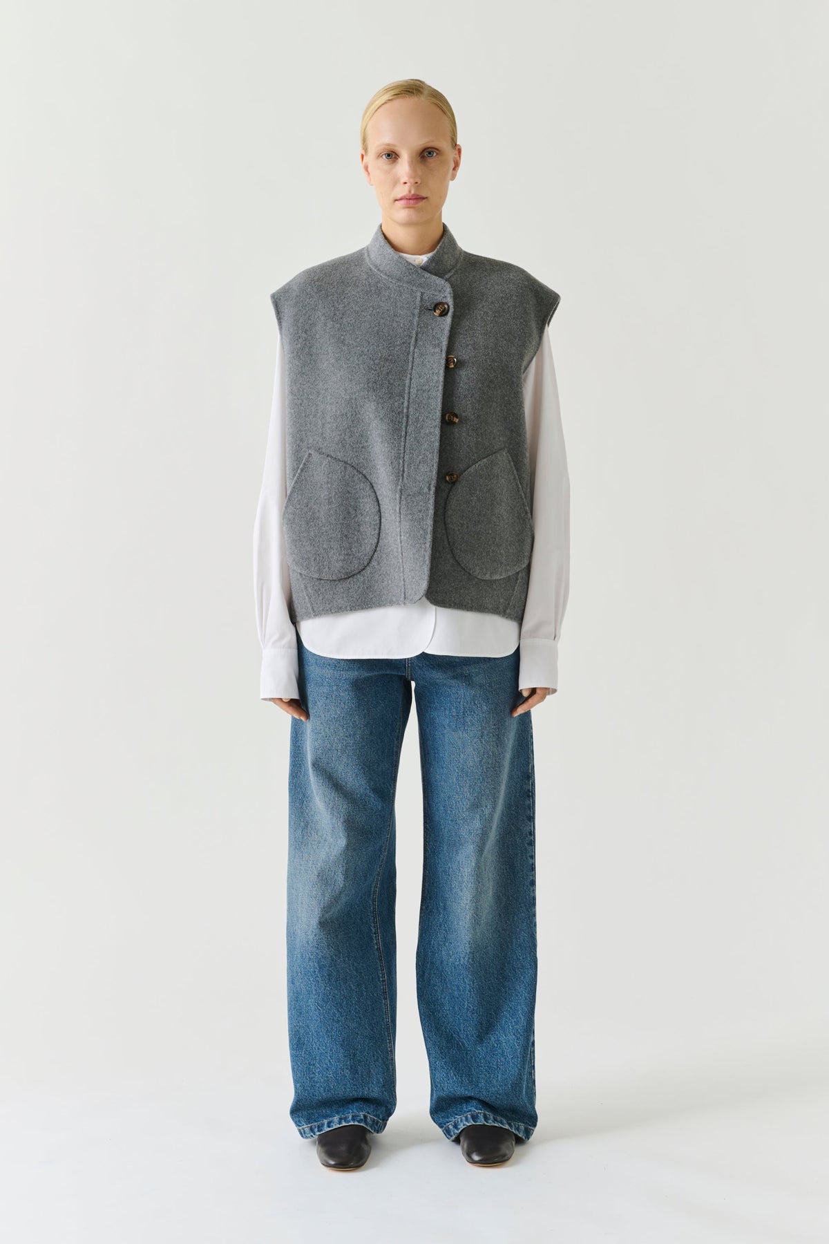 Veste boxy sans manches en laine double face