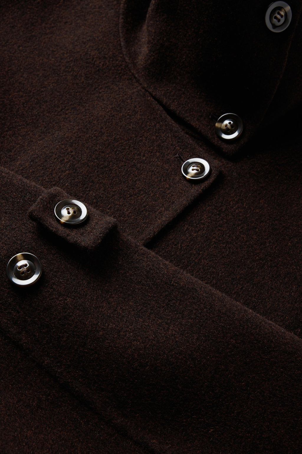 Manteau ceinturé à col haut en laine double face