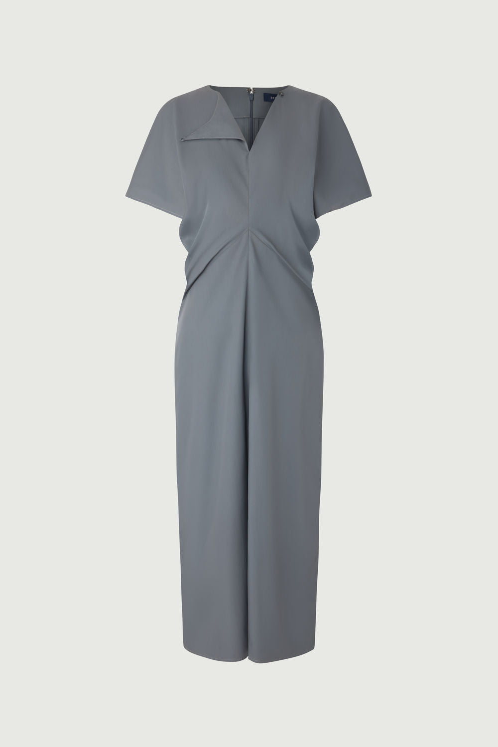 Robe en soie drapée