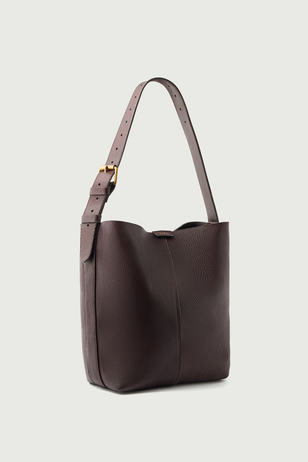 Sac seau en cuir grainé