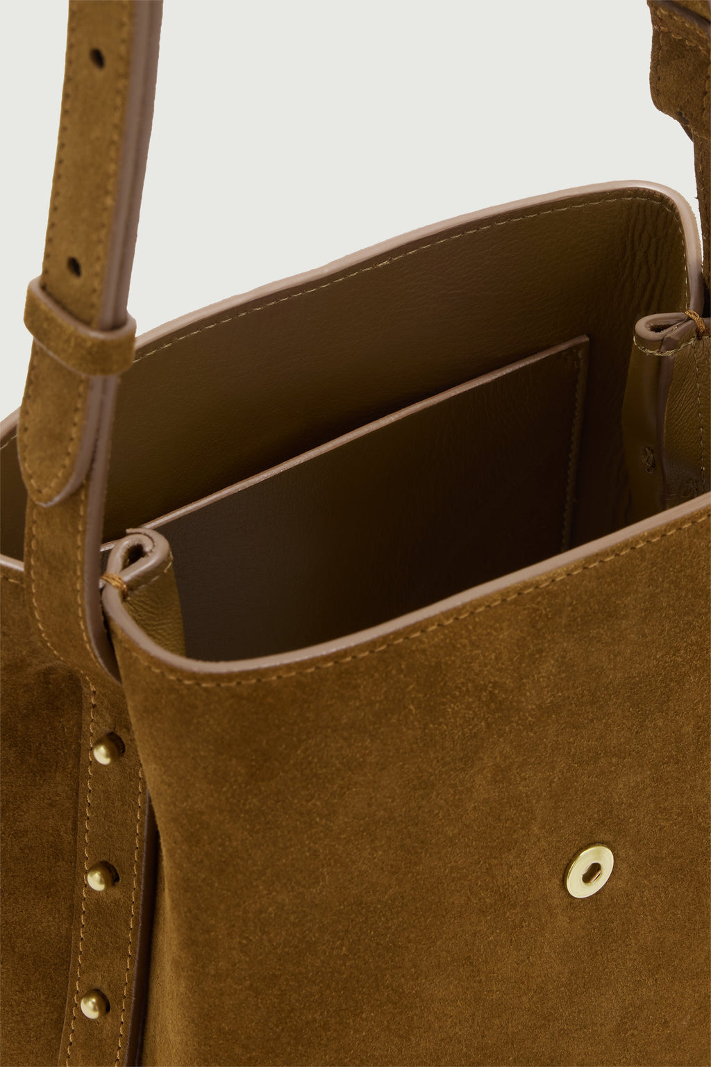 Petit sac seau à boucle S en croûte de cuir