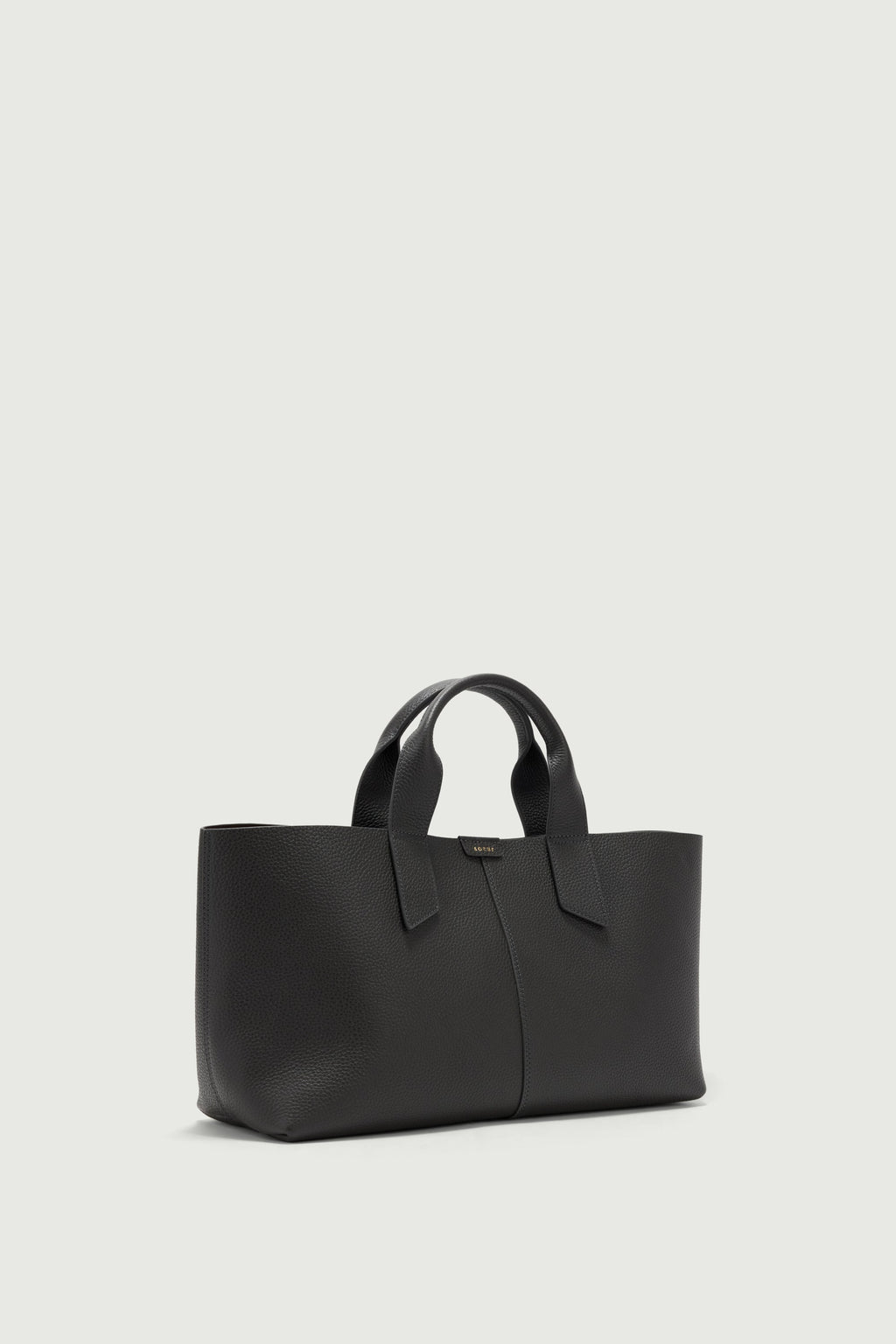 Sac cabas allongé en cuir grainé